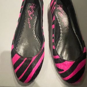 Alice + Olivia pink and black zebra flats with texture